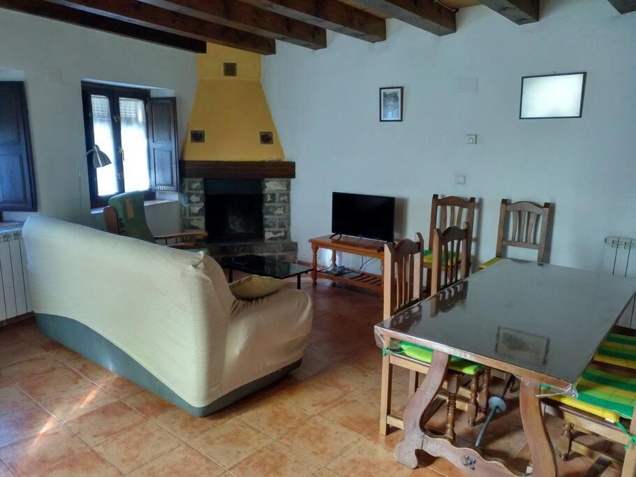 Casa Lovaco Apartment Borau Luaran gambar